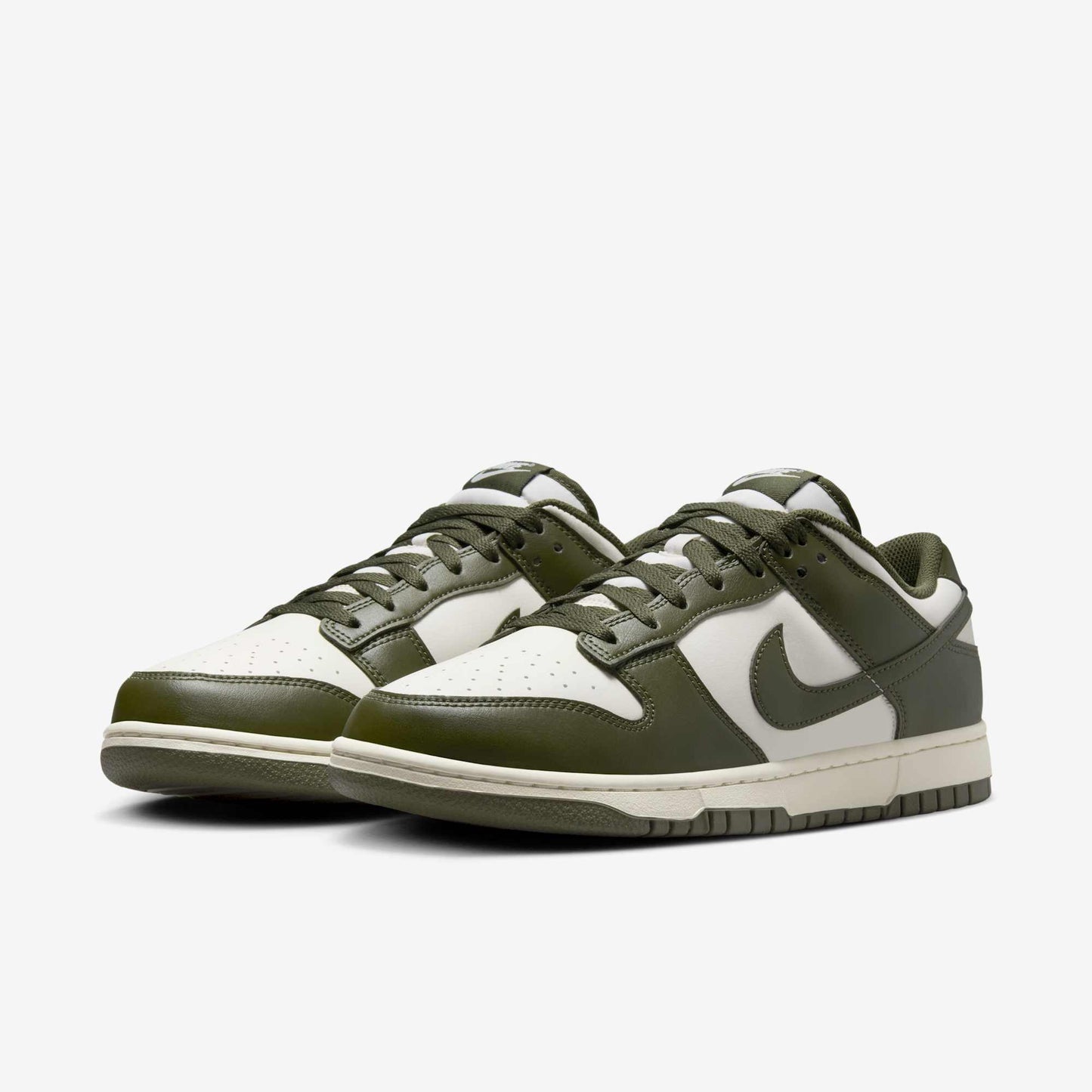 Nike Dunk Low Retro