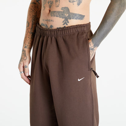 Nike Solo Swoosh