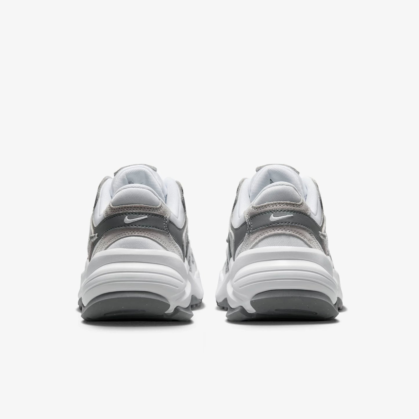 Nike AL8