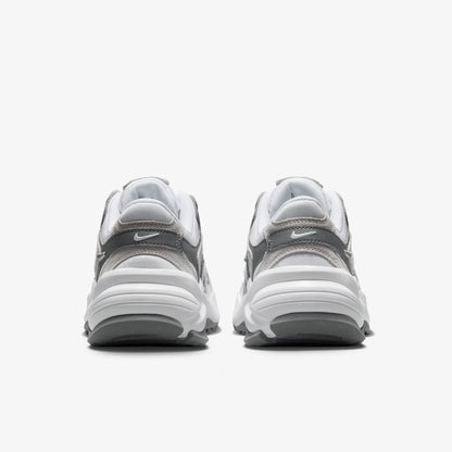 Nike AL8