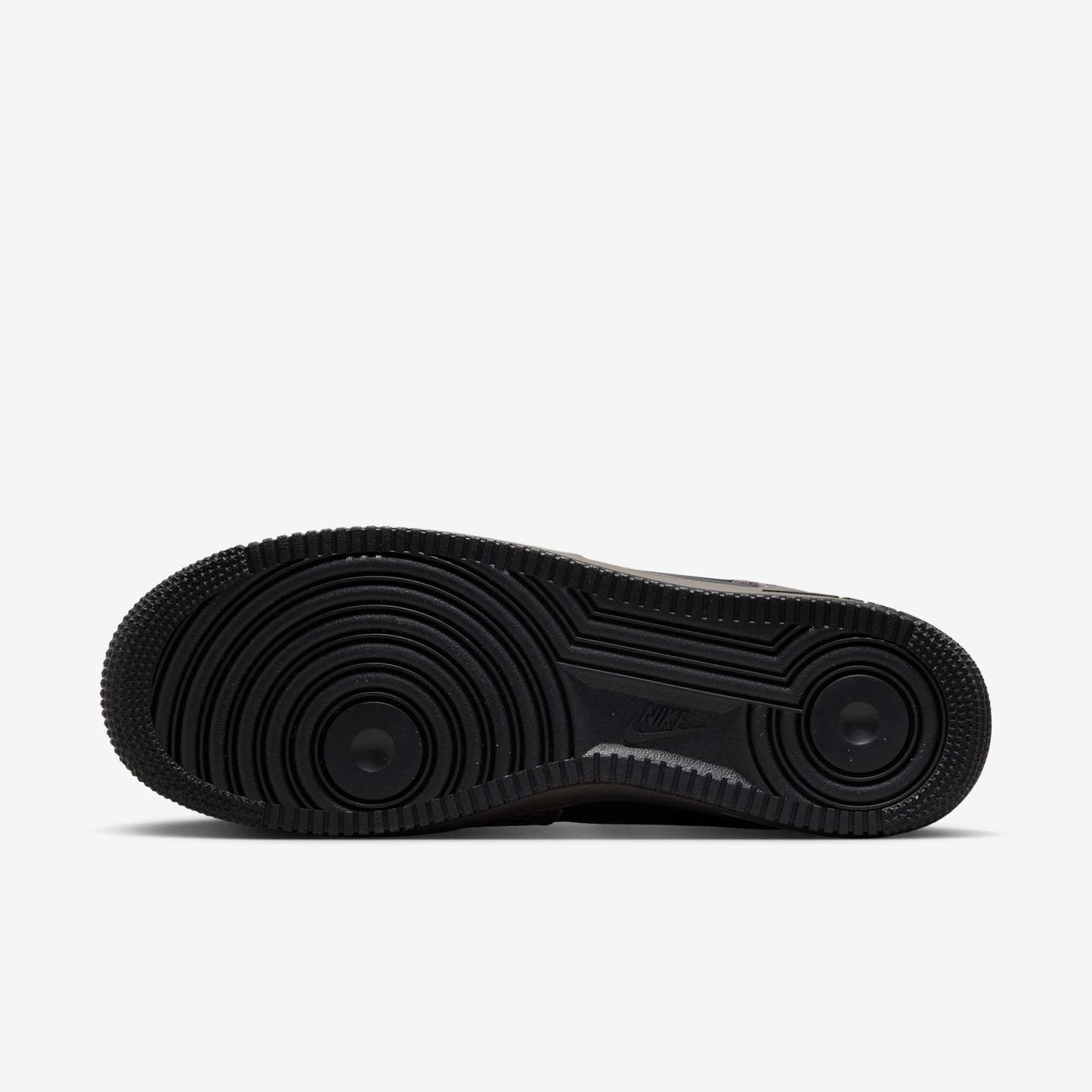 Nike Air Force 1 '07 LV8