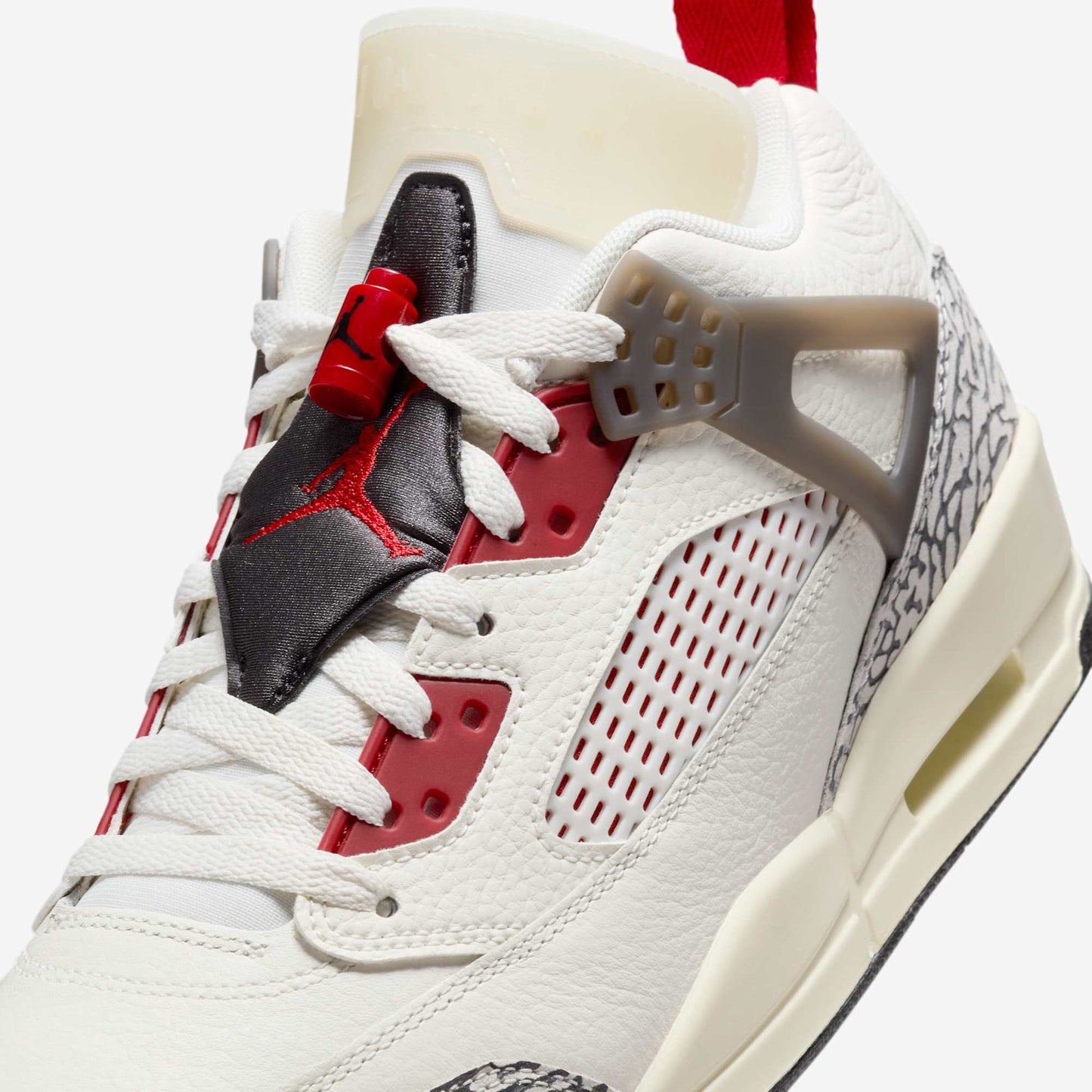 Jordan Spizike Low