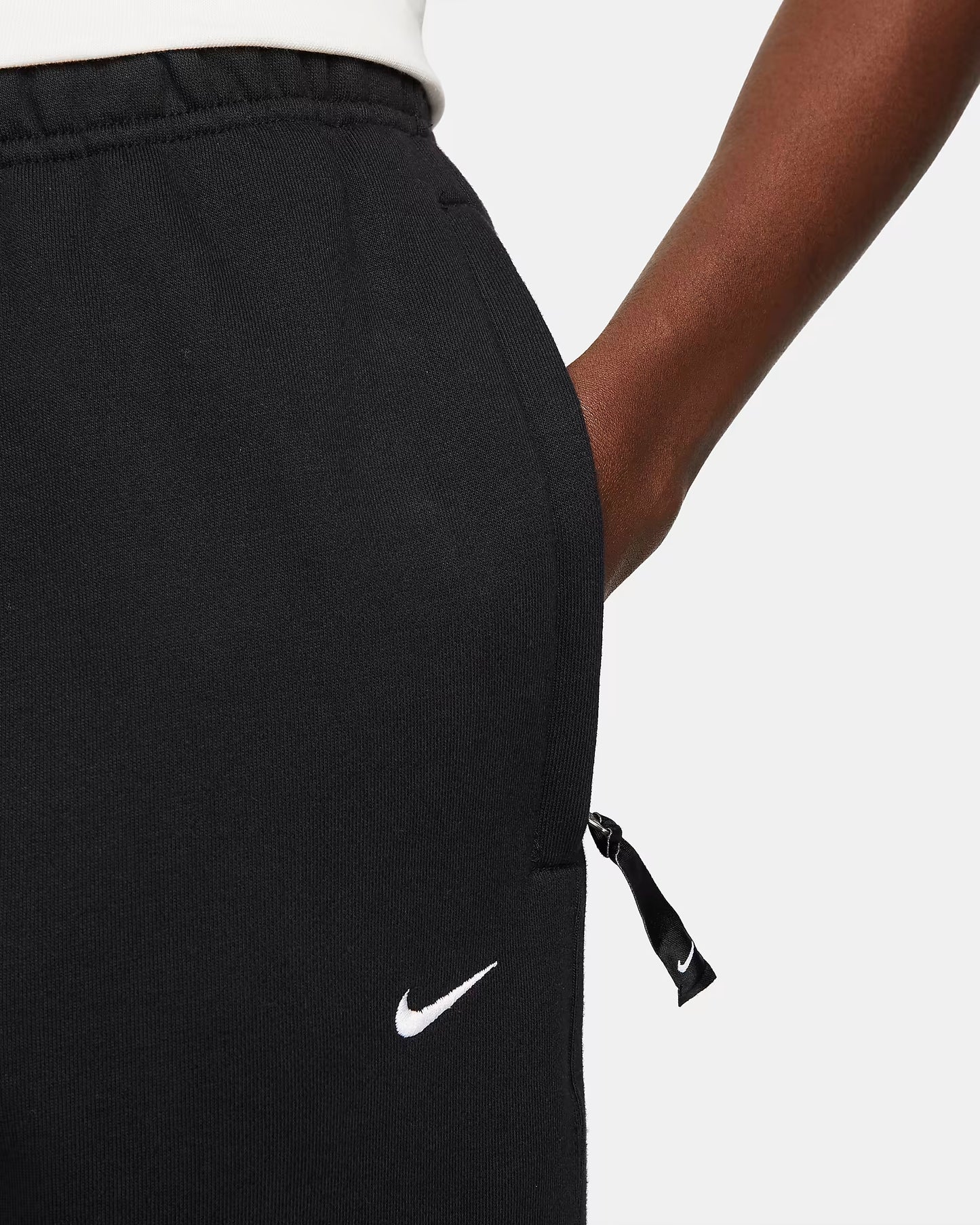 Nike Solo Swoosh