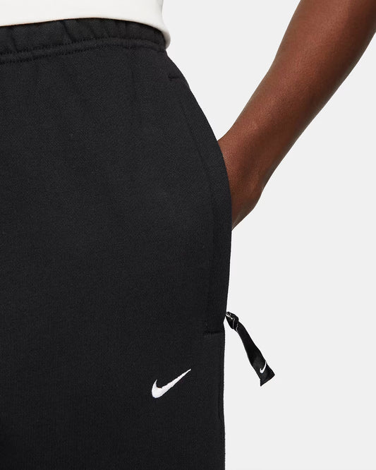 Nike Solo Swoosh