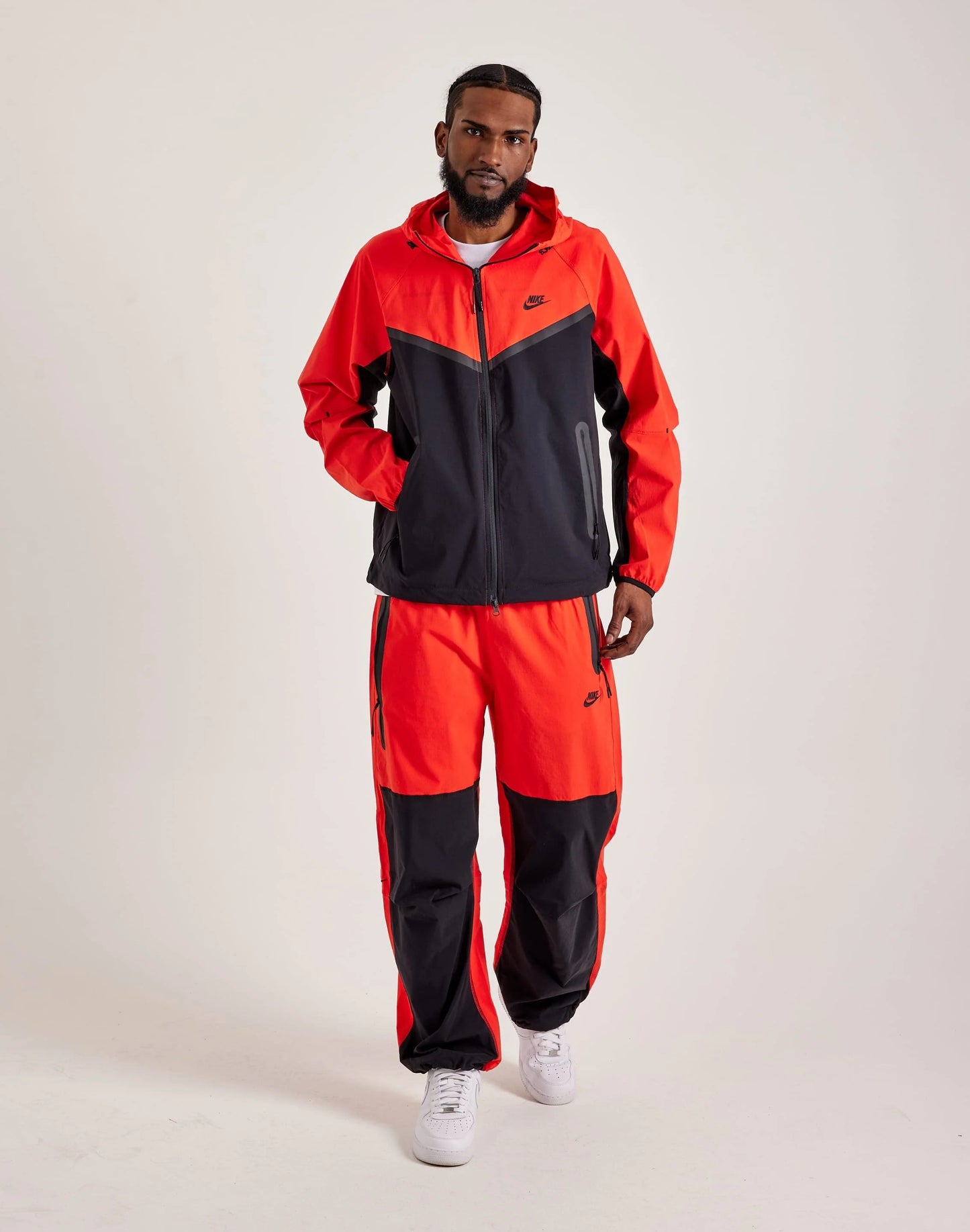 Nike Tech Woven Windrunner
